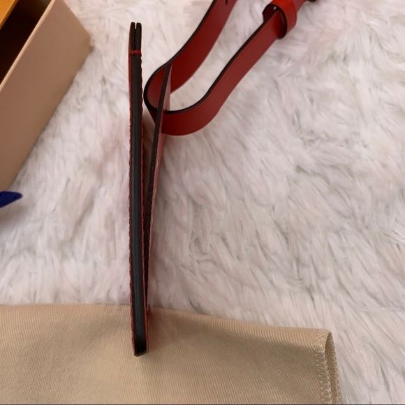 ❌❌ Authentic Louis Vuitton x SUPREME red Epi leather luggage bag tag LV LE - Picture 5 of 6